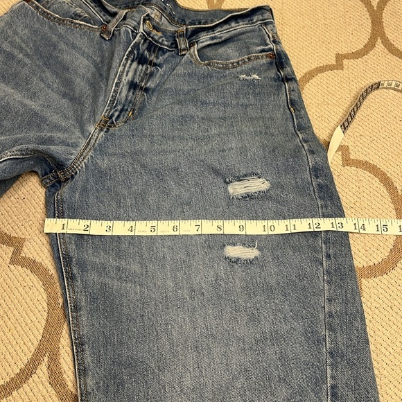 Old Navy extra hi-rise loose taper me Darla Blue Jeans - Picture 8 of 16
